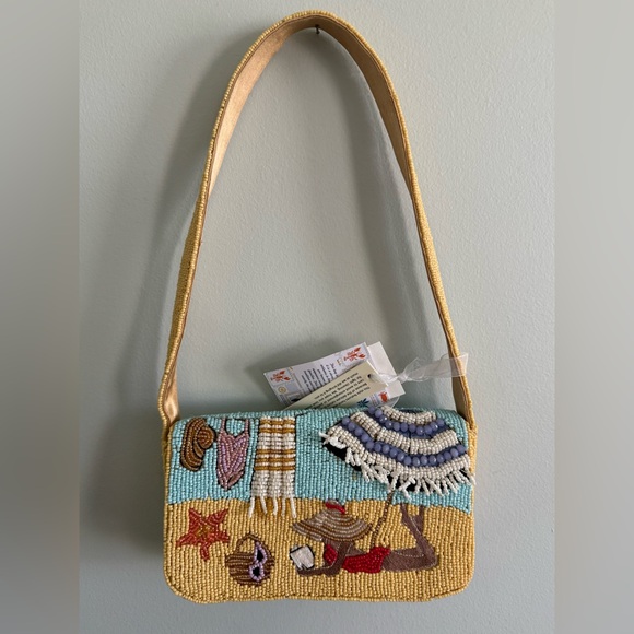 Handbags - NWT Beaded Beach Theme Bag Sunbather Sand Beach Towel Floppy Hat Umbrella VIRAL